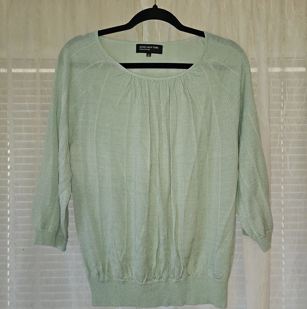 Jones New York Light Mint Green Pullover Sweater